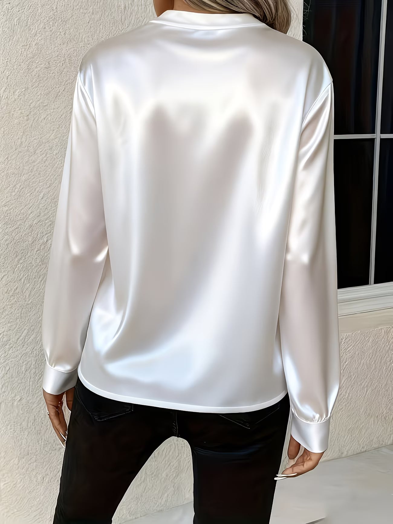 Ronika - Long Sleeve V-Neck Blouse