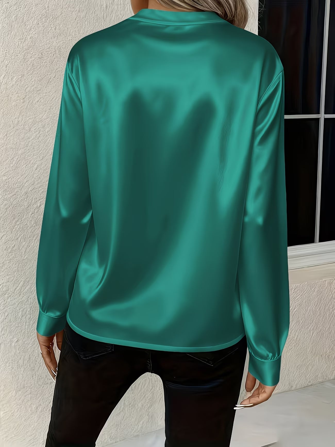 Ronika - Long Sleeve V-Neck Blouse