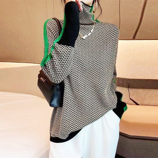 Lucía | Turtleneck Sweater with Contrast Stripes
