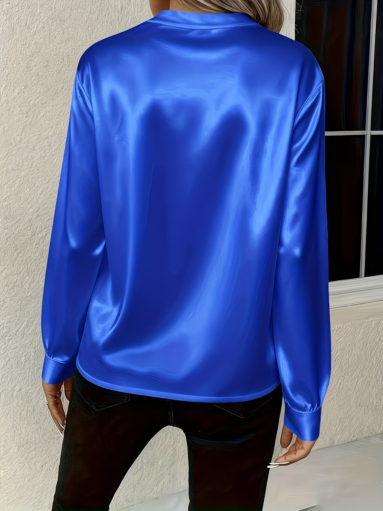 Ronika - Long Sleeve V-Neck Blouse