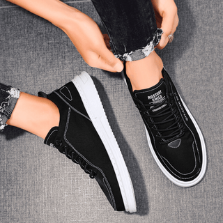 The Levaro Sneaker